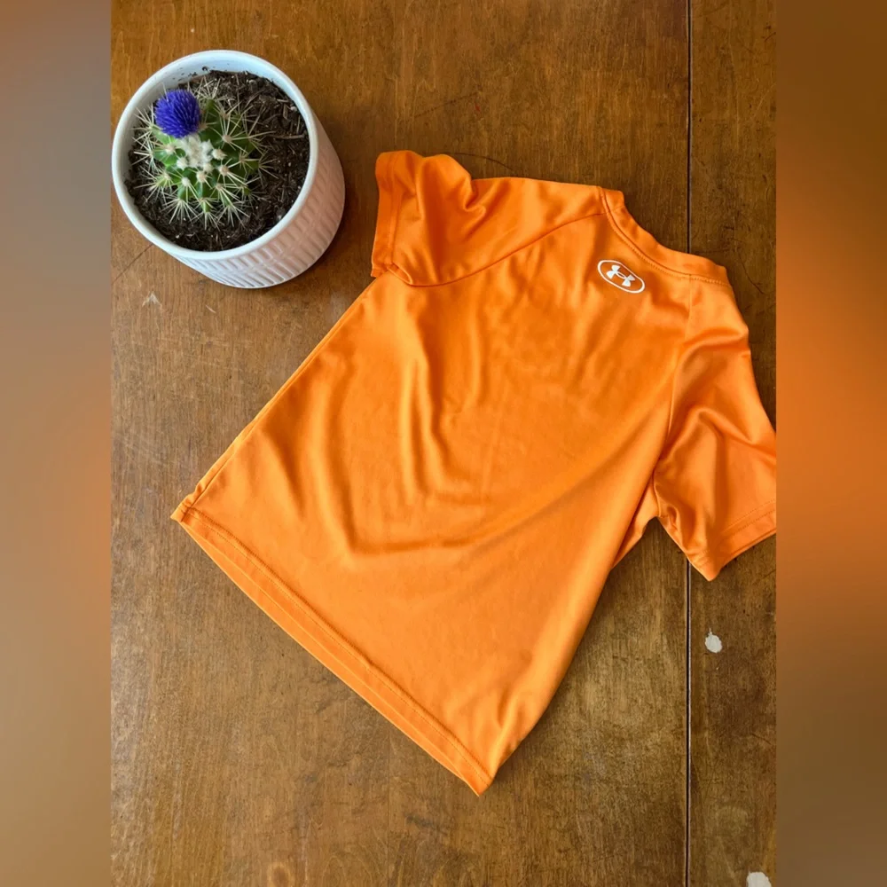 Under Armour Boys Orange HeatGear Performance Tee Youth XS
